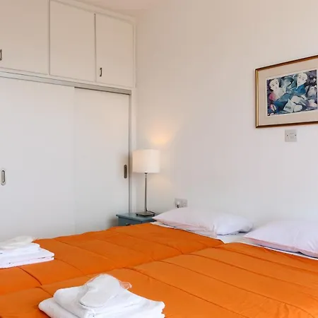 Axiothea Hotel