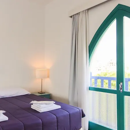 Axiothea Hotel