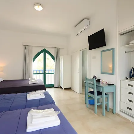 Axiothea 2* Paphos