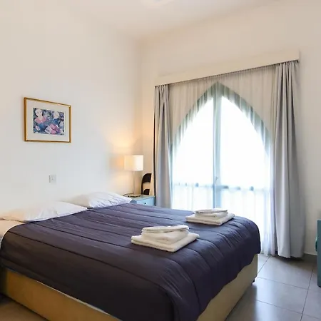 Hotel Axiothea Paphos