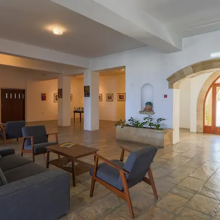 Axiothea Hotel Paphos