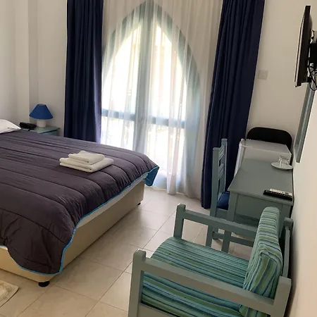 Axiothea 2* Paphos