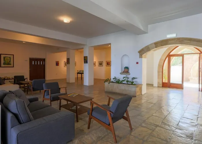 Axiothea Szálloda Paphos