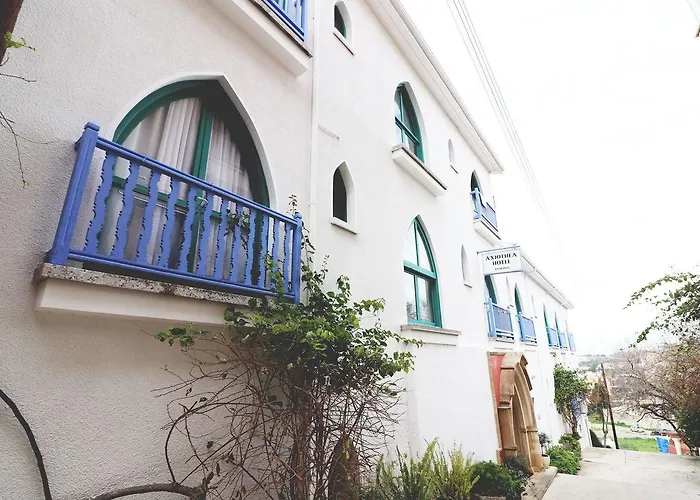 Szálloda Axiothea 2*