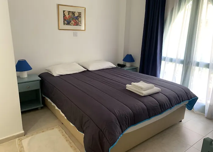 Axiothea Szálloda Paphos