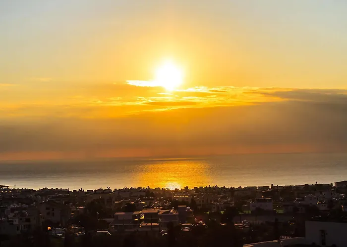 Szálloda Axiothea 2*